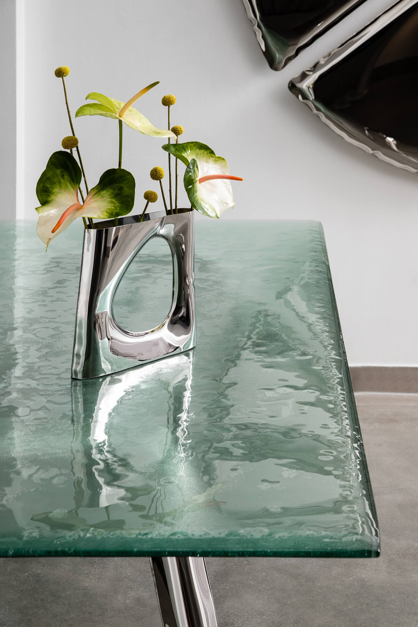 Chash 3 Vase by Zieta