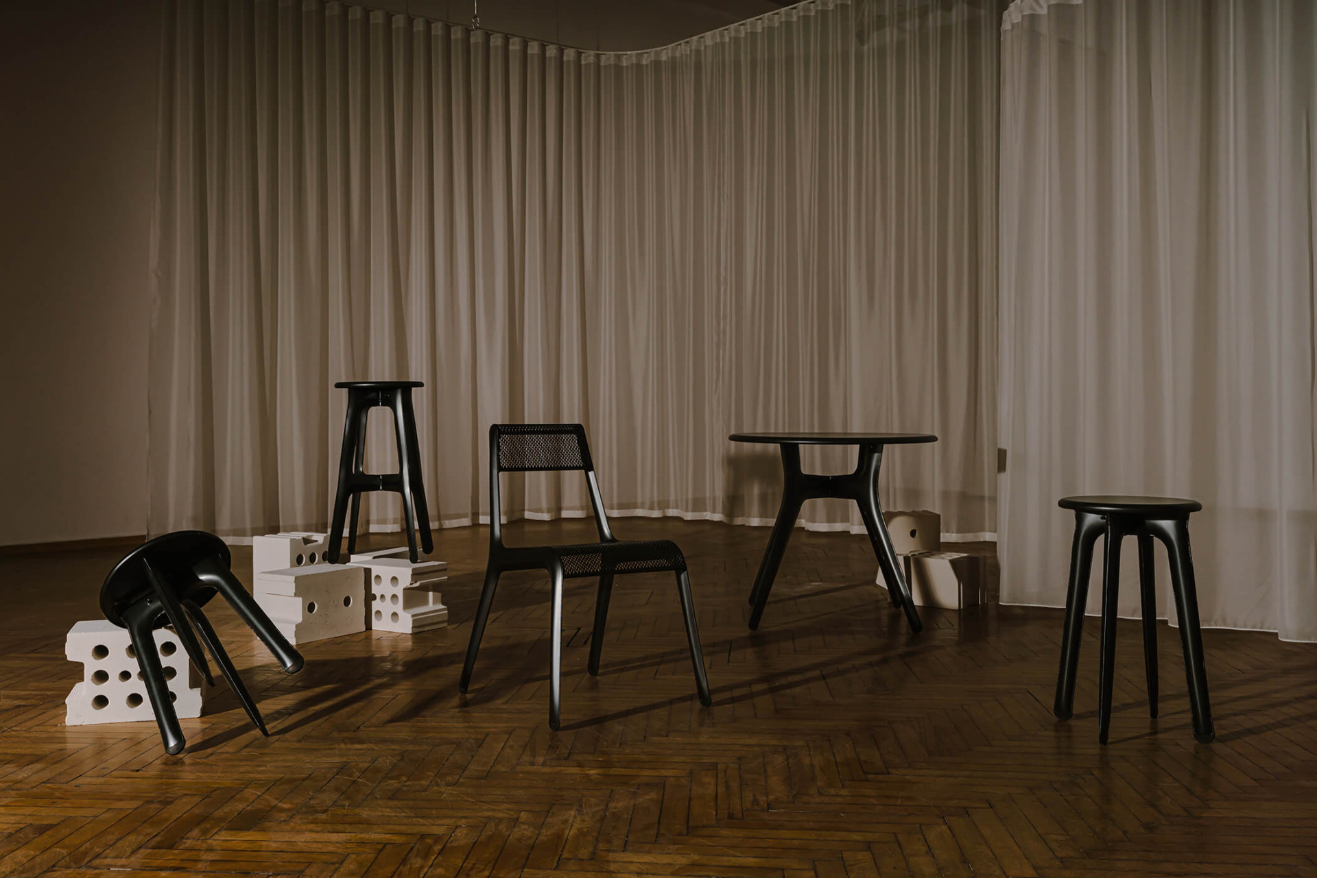 ULTRALEGGERA FAMILY OBJECTS BY ZIETA STUDIO